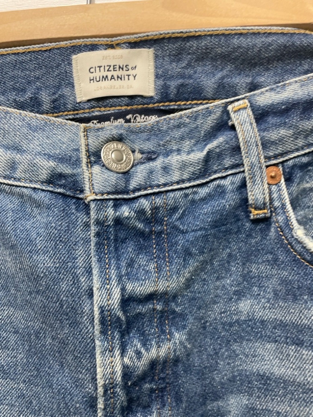 Citizens Of Humanity Women’s Distressed Blue Denim Boyfriend Jeans 27 Emerson
